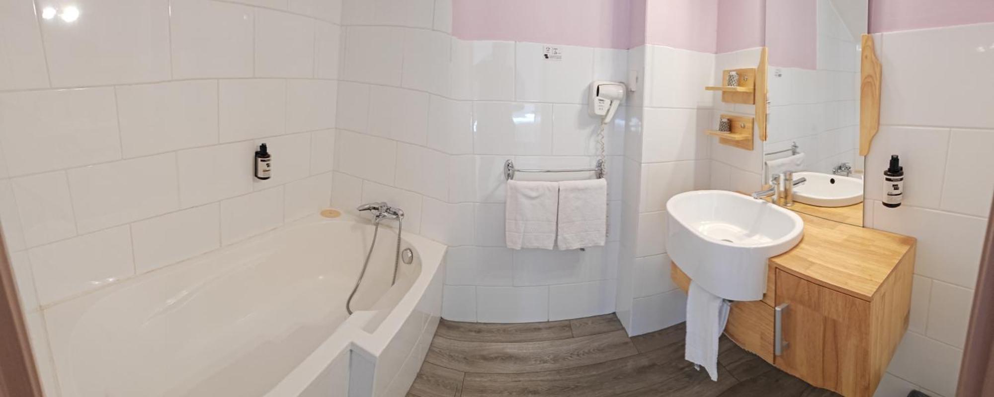 Urban Style, Hotel Le Cheval Noir, Saint-Etienne Εξωτερικό φωτογραφία