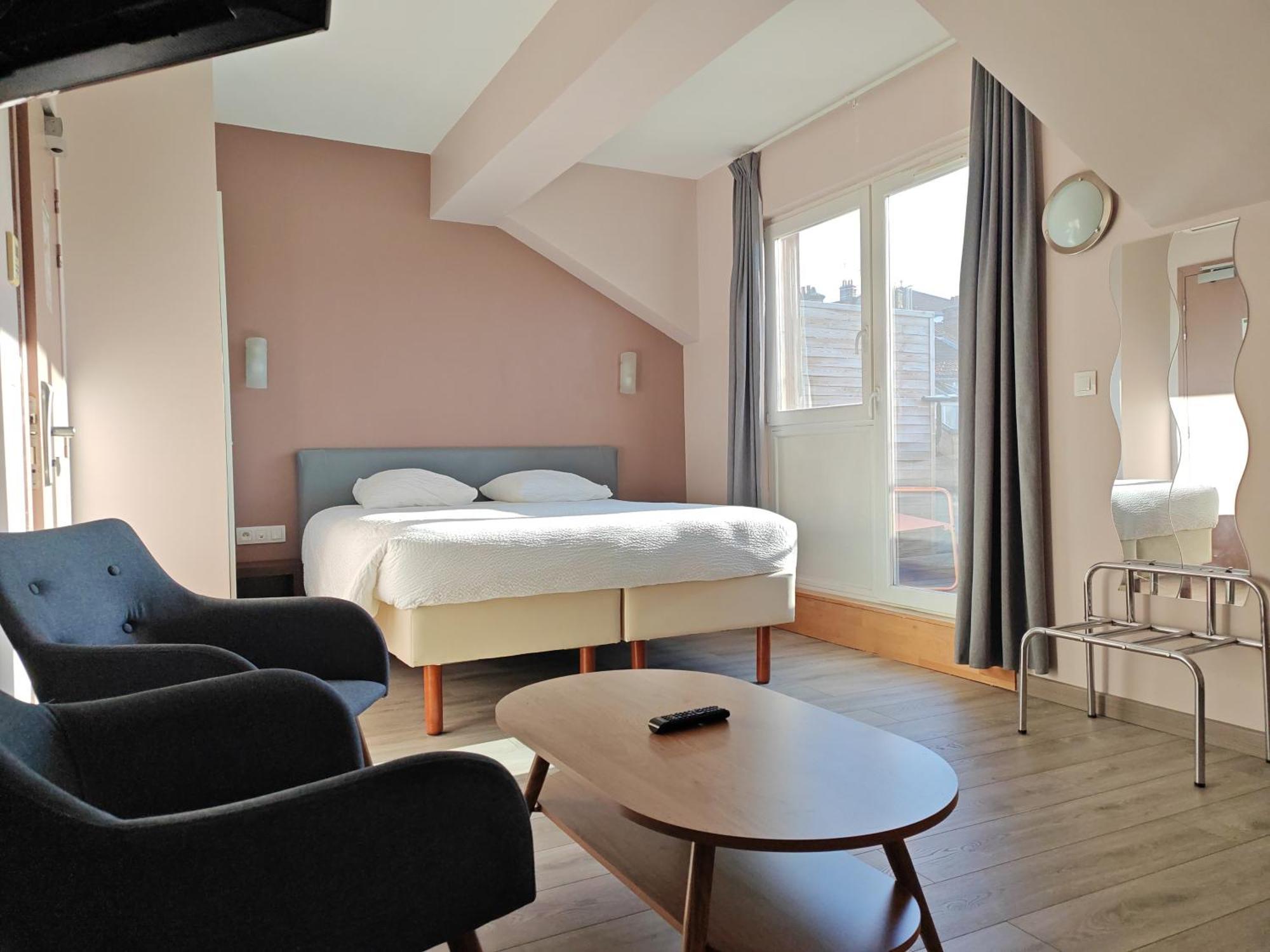 Urban Style, Hotel Le Cheval Noir, Saint-Etienne Εξωτερικό φωτογραφία