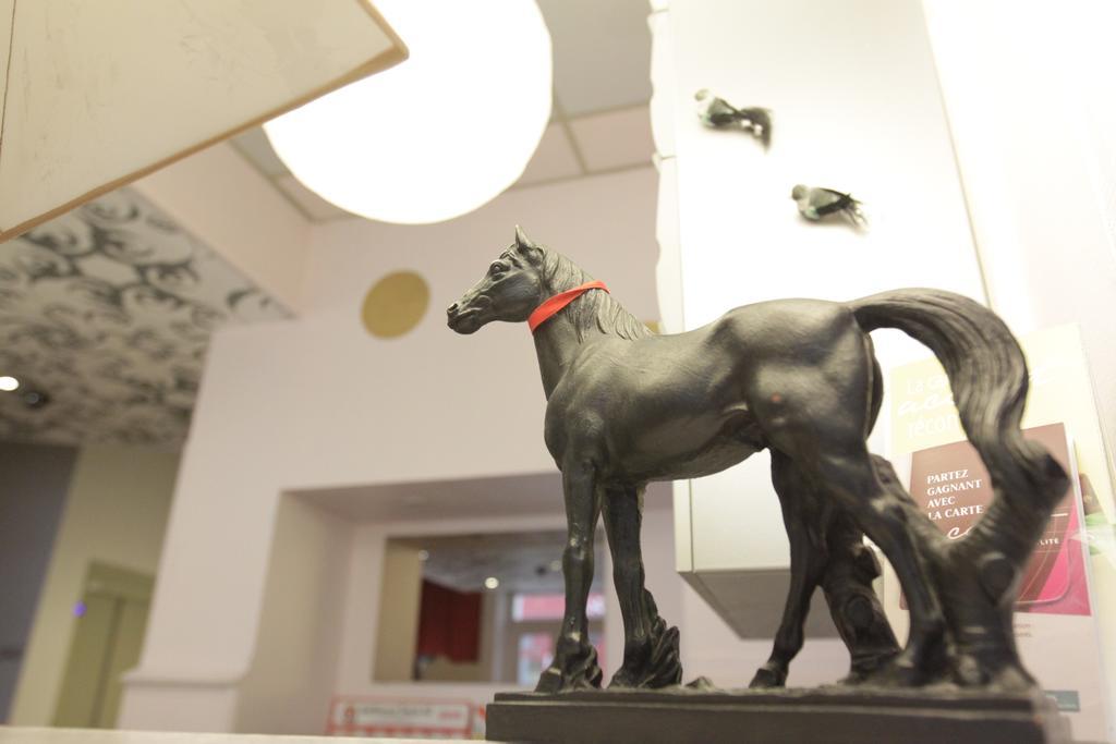 Urban Style, Hotel Le Cheval Noir, Saint-Etienne Εξωτερικό φωτογραφία
